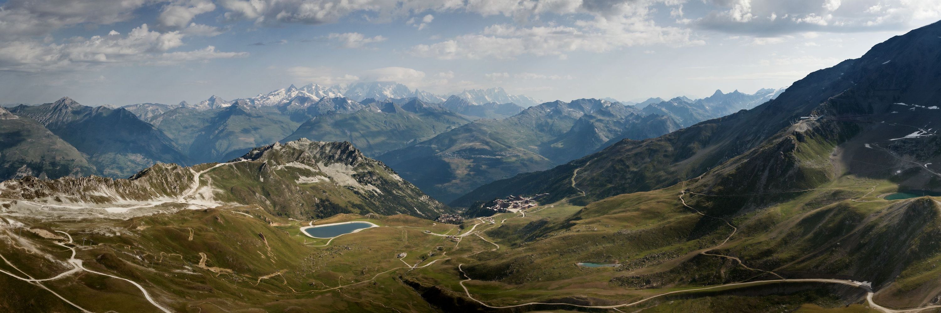 Panorama les Arcs 2000 vus du ciel Panorama les Arcs 2000 vus du ciel